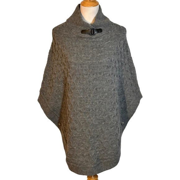 Chiaramente Sweaters - Cable Knit Poncho Sweater - Gray
